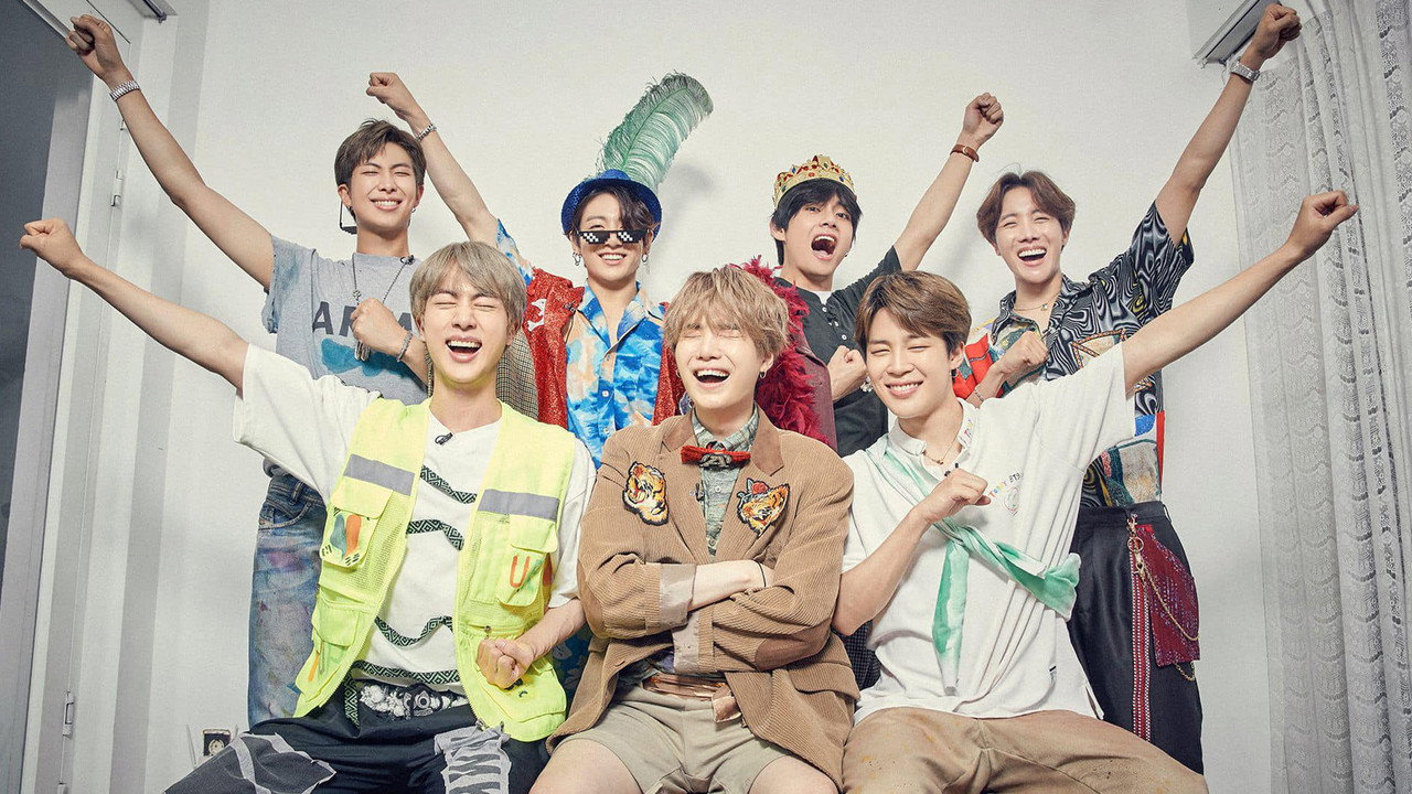 BIỂU TƯỢNG VÀ THỰC TẠI: GIẢI MÃ CẤU TRÚC CỦA 'RUN BTS!' TRONG KỶ NGUYÊN GIẢI TRÍ KỸ THUẬT SỐ cinematic still