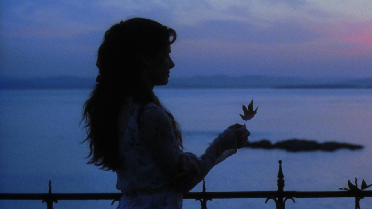 Practical Magic background 116