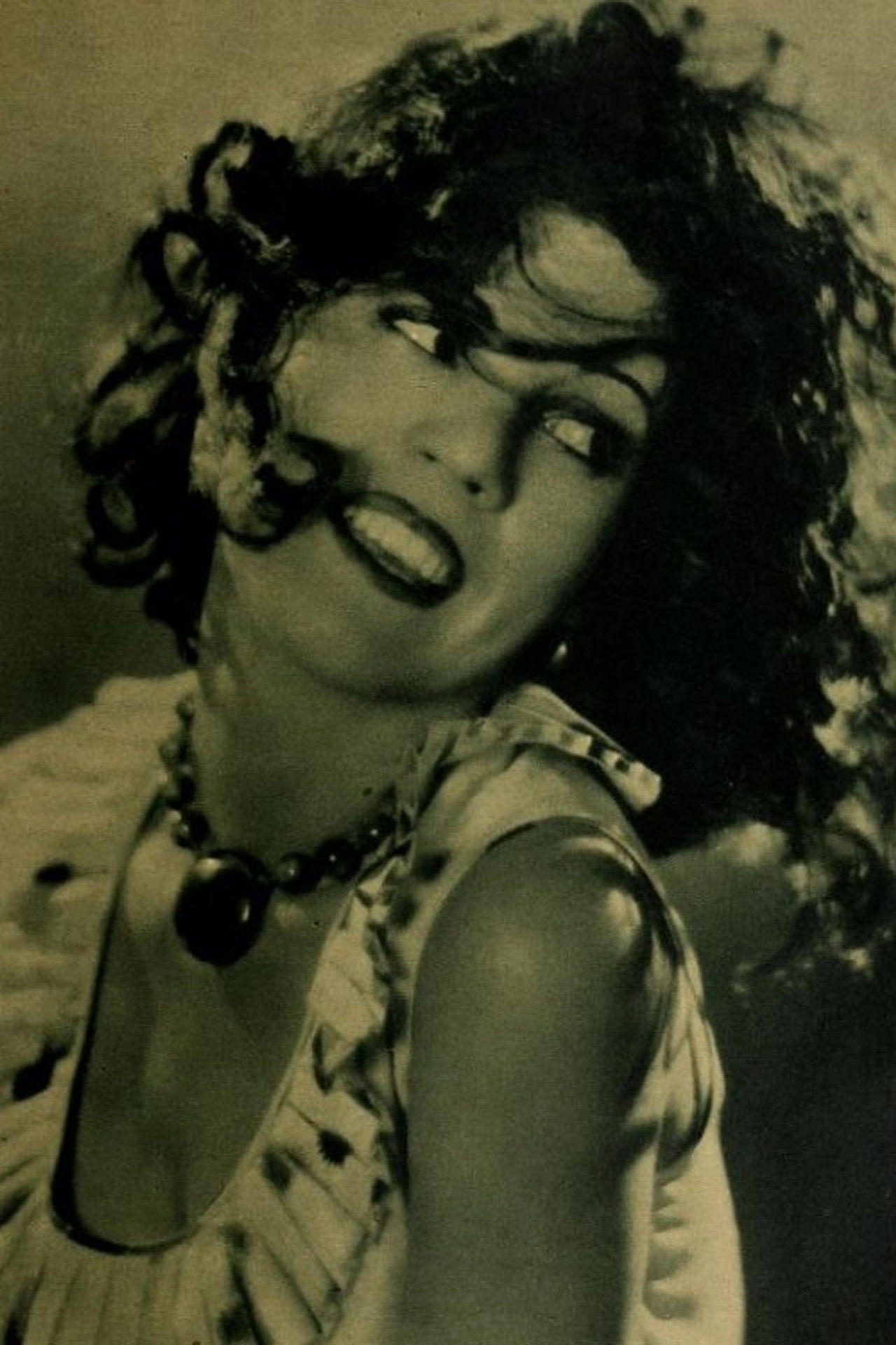 The Eternal Woman Backdrop