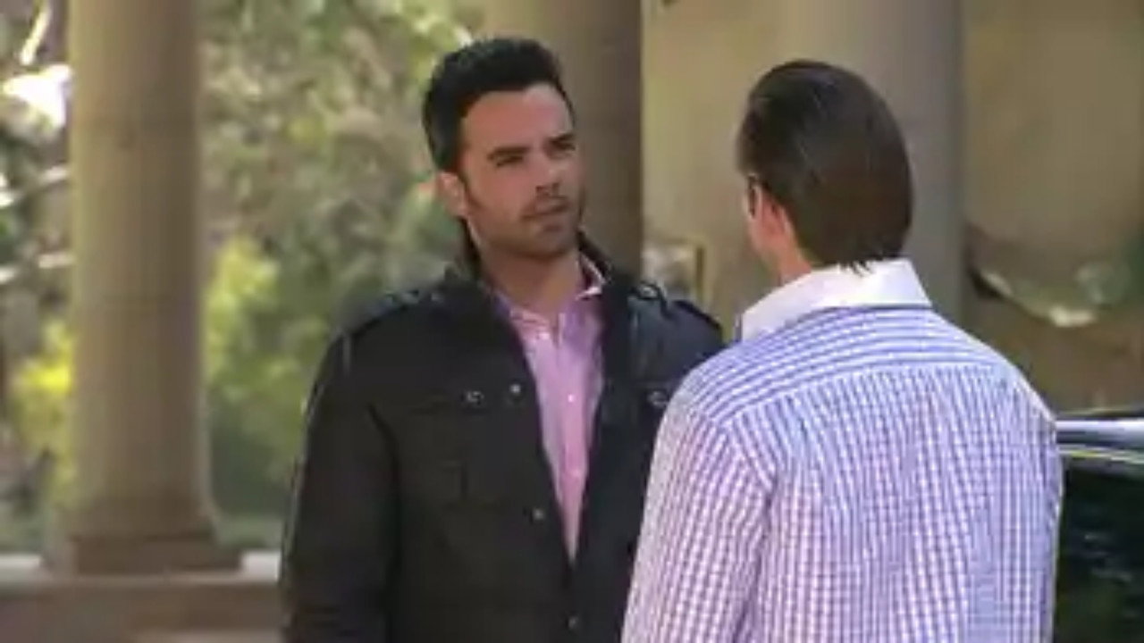 Una familia con suerte backdrop