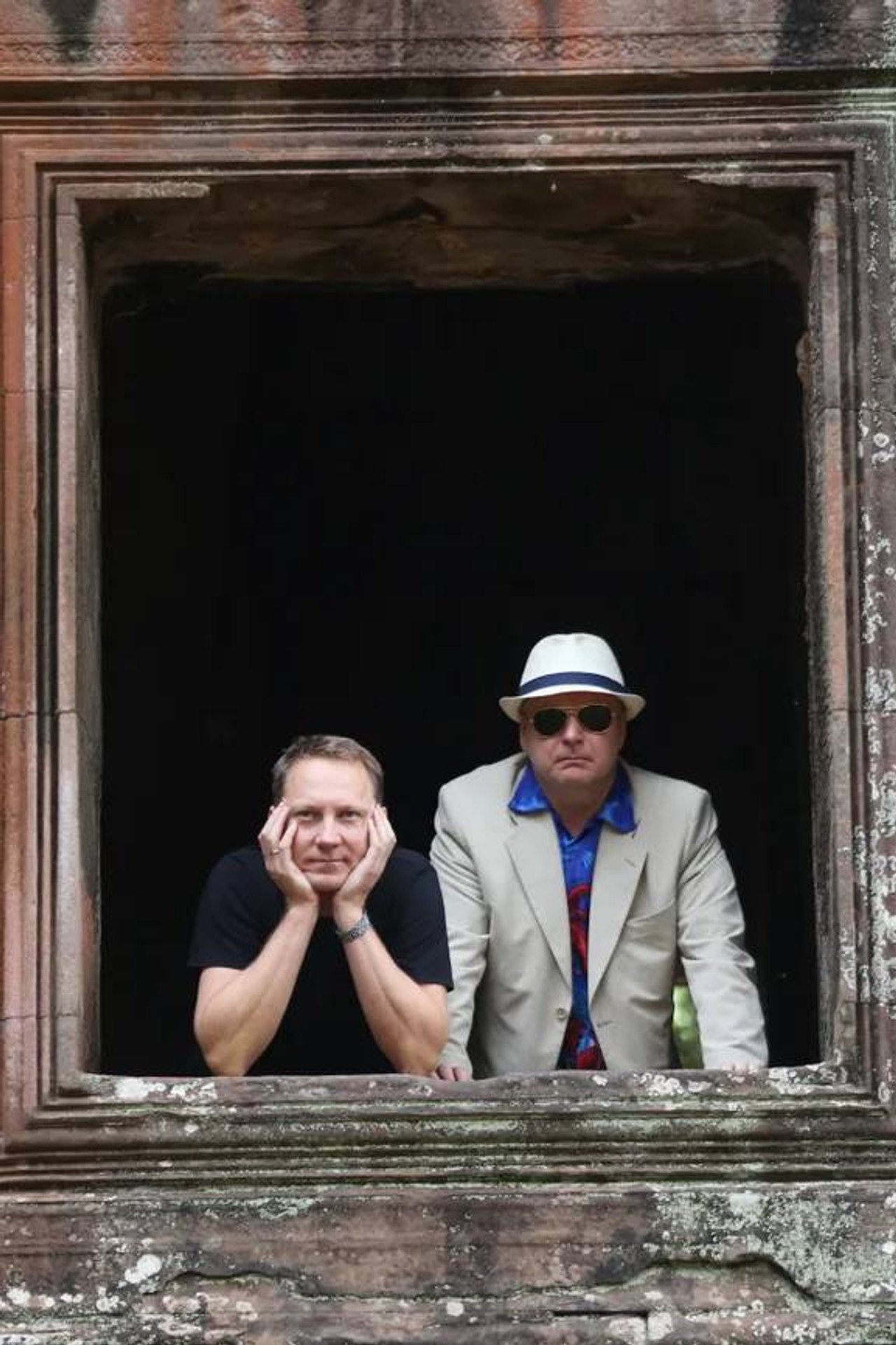 Të Guajshmit në Azinë Juglindore backdrop