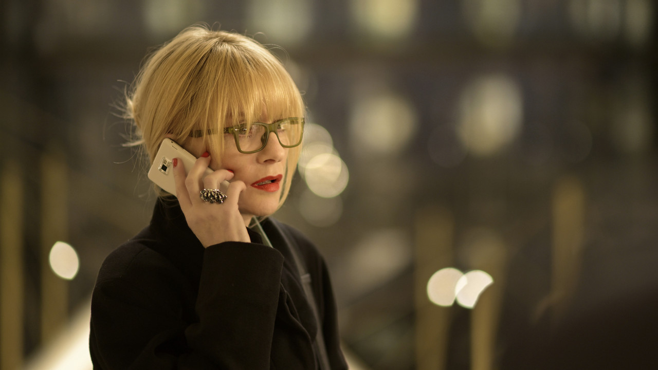 La Syndicaliste backdrop