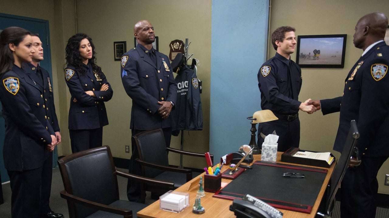 Brooklyn Nine-Nine - Season 1 Episode 22 : Charges and Specs