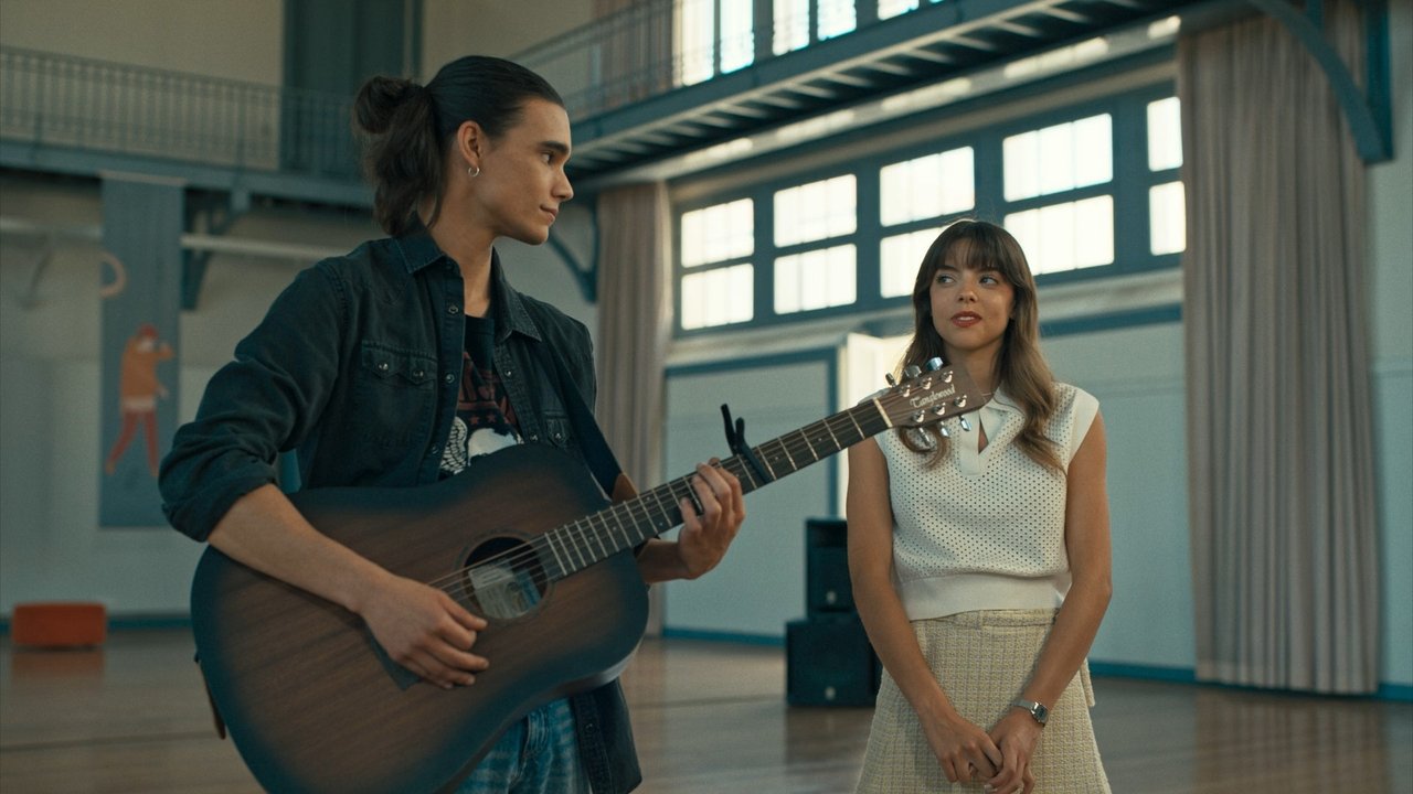 Sweet Strawberries - Season 4 Episode 1 : Episode 1