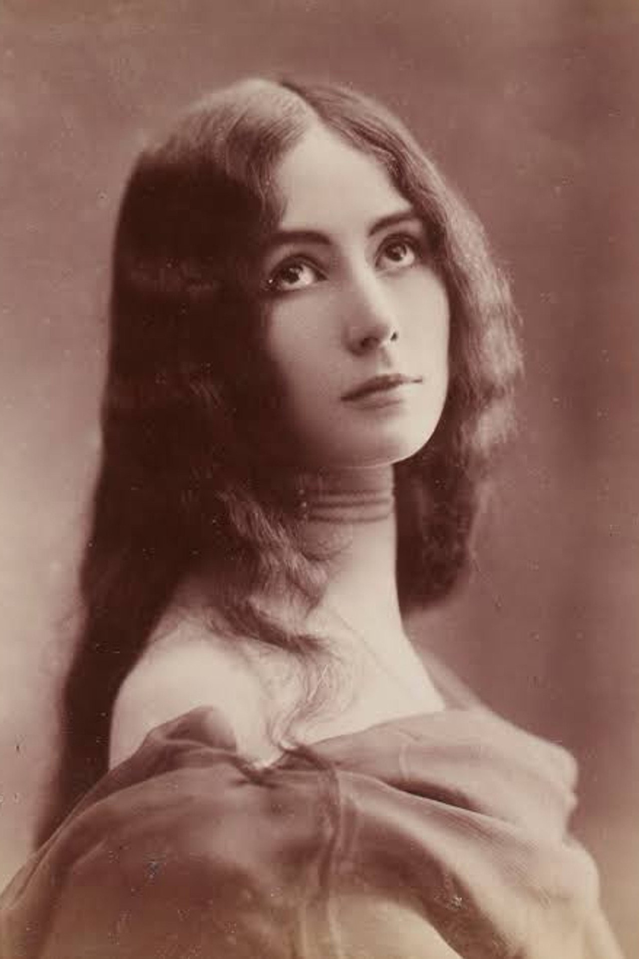 Portrait of Cléo de Mérode
