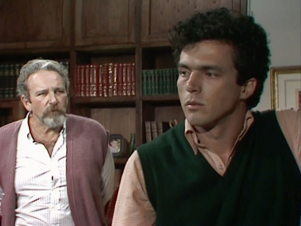 Amor com Amor Se Paga — Épisode 113