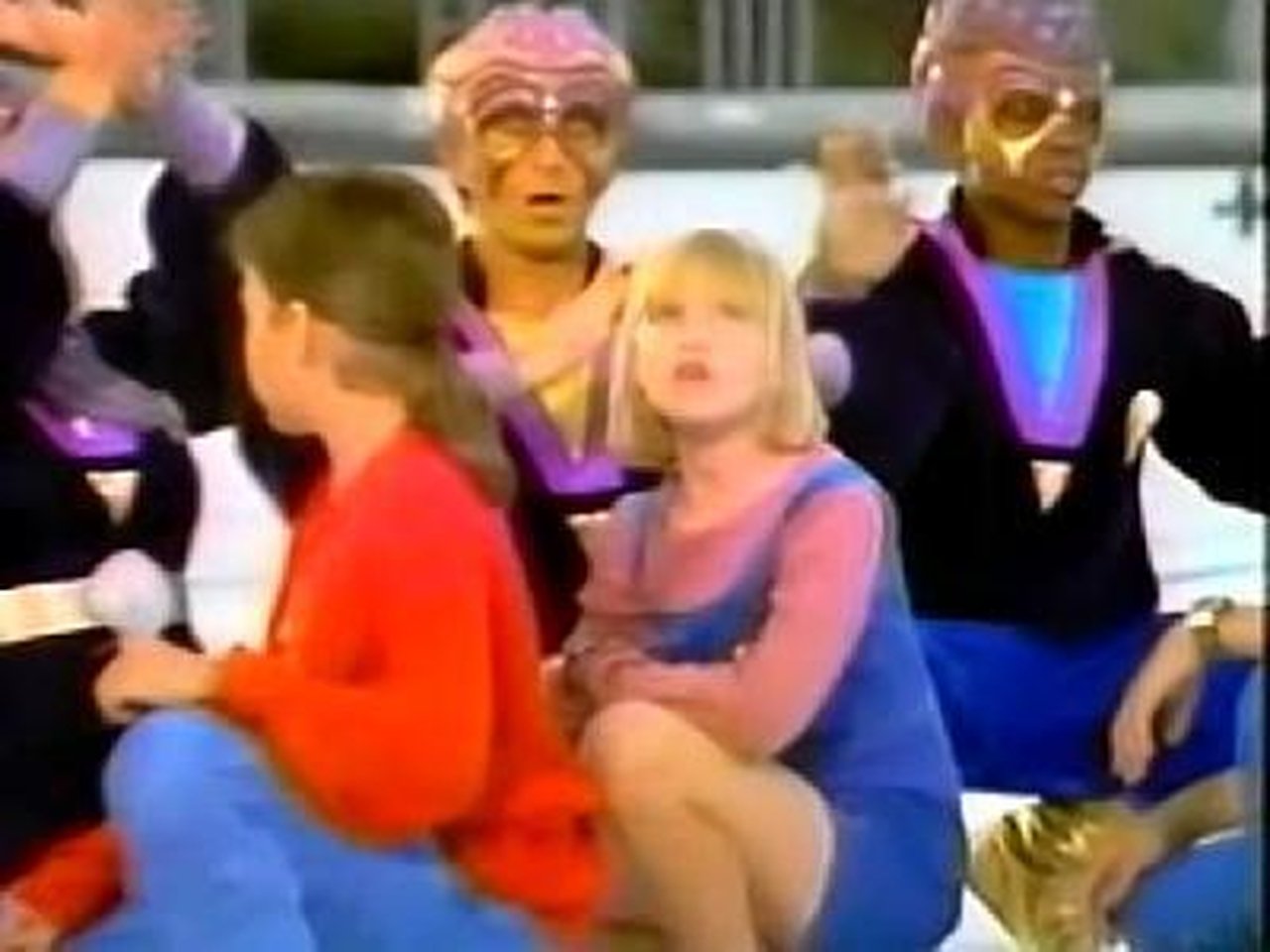 Power Rangers - Season 3 Episode 43 : Hogday Afternoon (2)