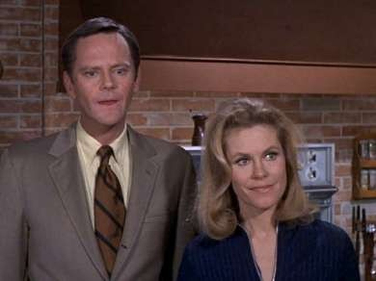 Bewitched - Season 6 Episode 26 : A Chance on Love