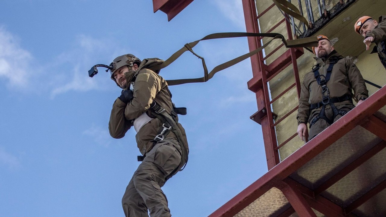 Kompani Lauritzen: Tropp - Season 1 Episode 4 : Tower jump exercise