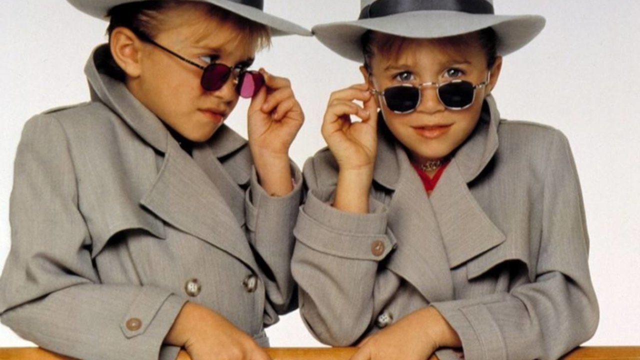 Scen från The Adventures of Mary-Kate & Ashley: The Case of the Christmas Caper