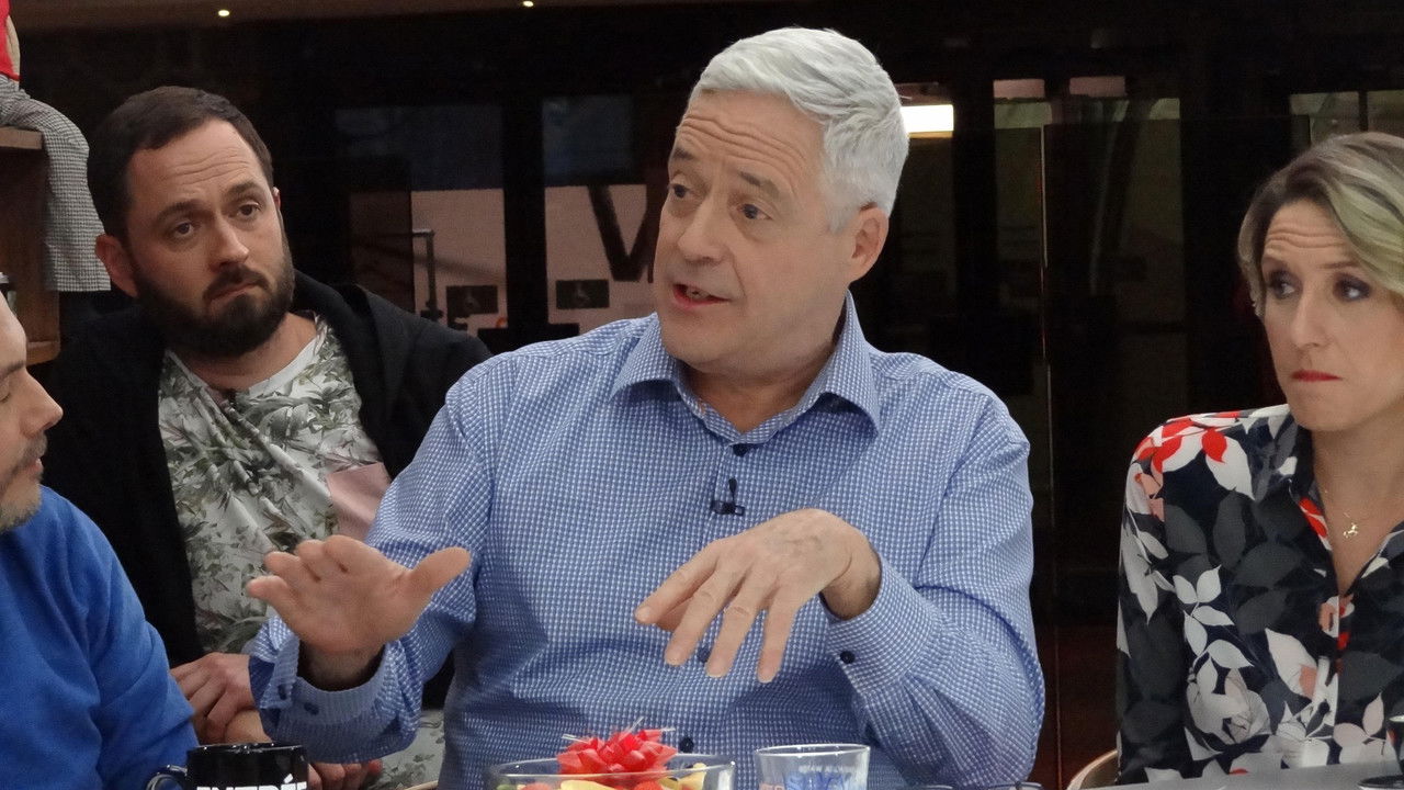 Entrée principale - Season 6 Episode 77 : Episode 77