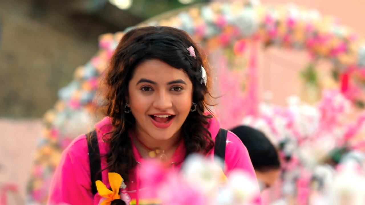 गुड़ से मीठा इश्क़ backdrop