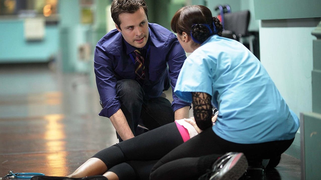 Holby City - Season 13 Episode 28 : Crossing the Line