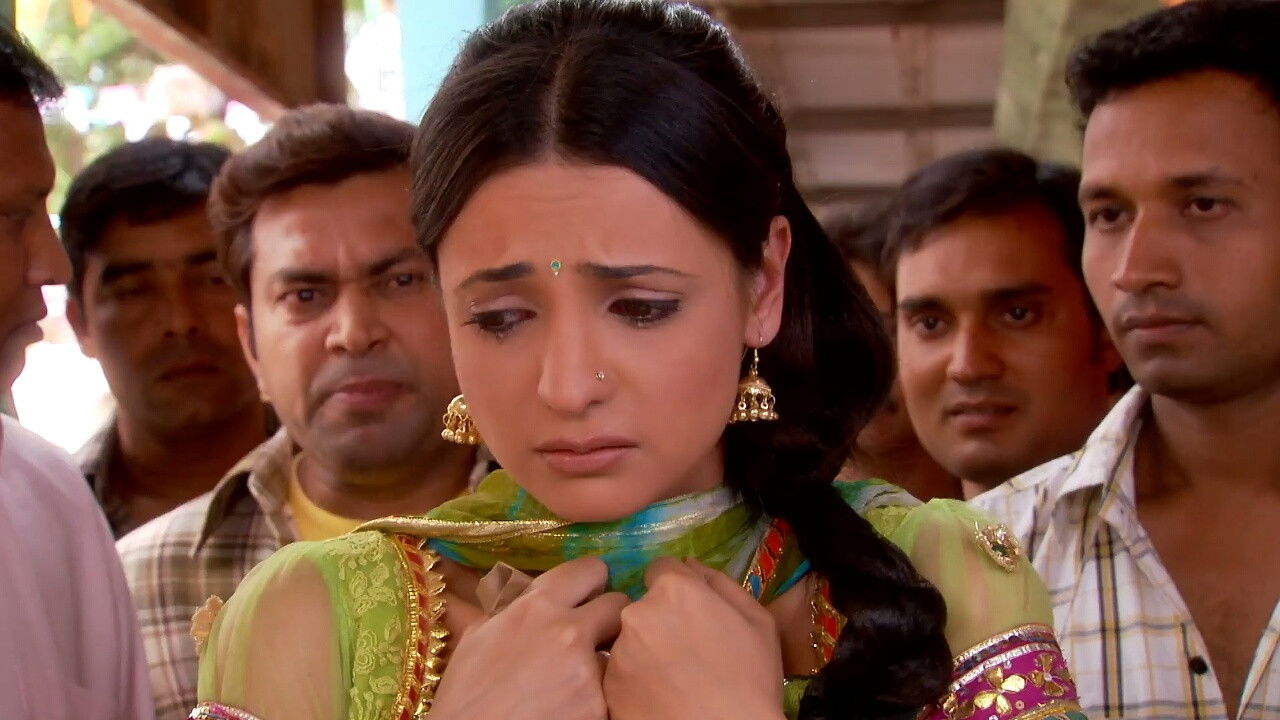 Iss Pyaar Ko Kya Naam Doon? backdrop