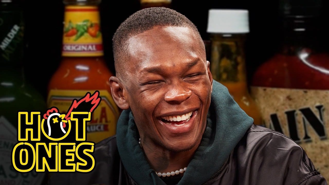 Hot Ones - Season 19 Episode 9 : Israel Adesanya Gives Thanks While Eating Spicy Wings