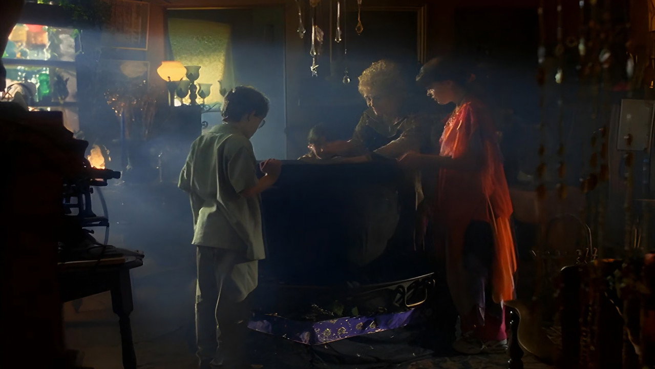 Halloweentown background 21