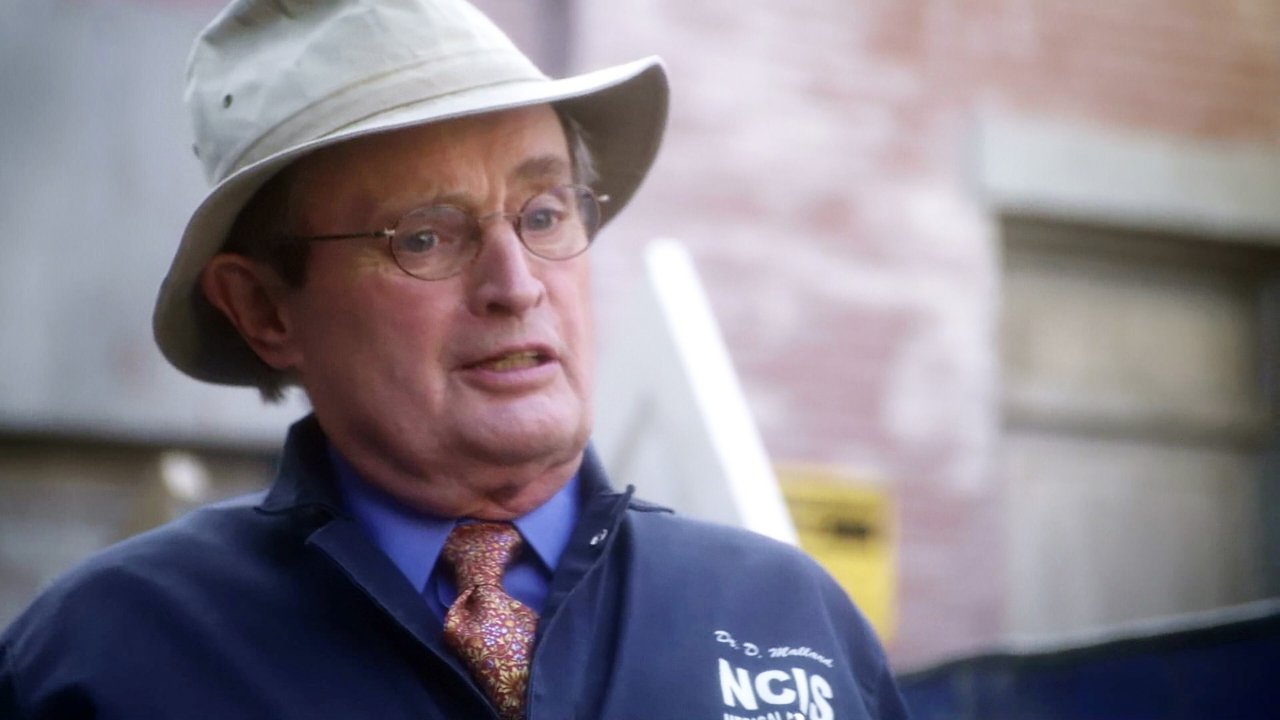 NCIS - Season 7 Episode 15 : Jack Knife