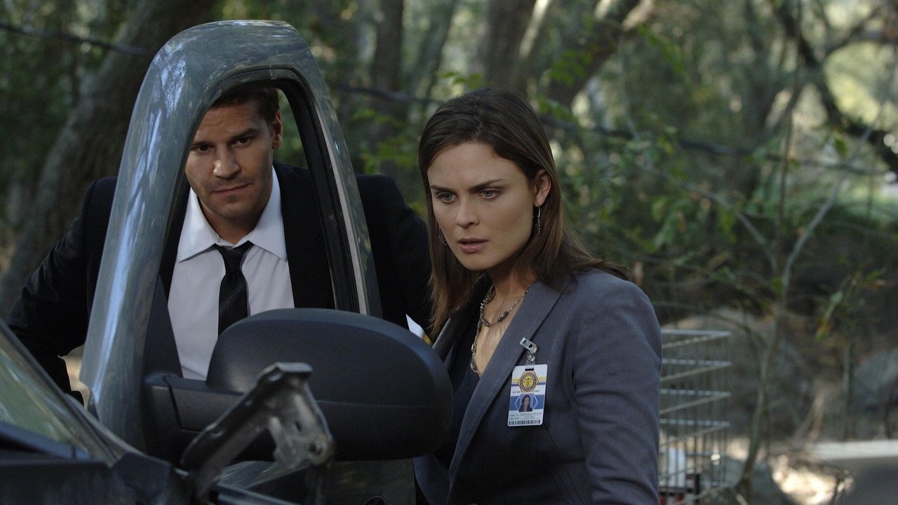 Bones - Season 3 Episode 10 : The Man in the Mud