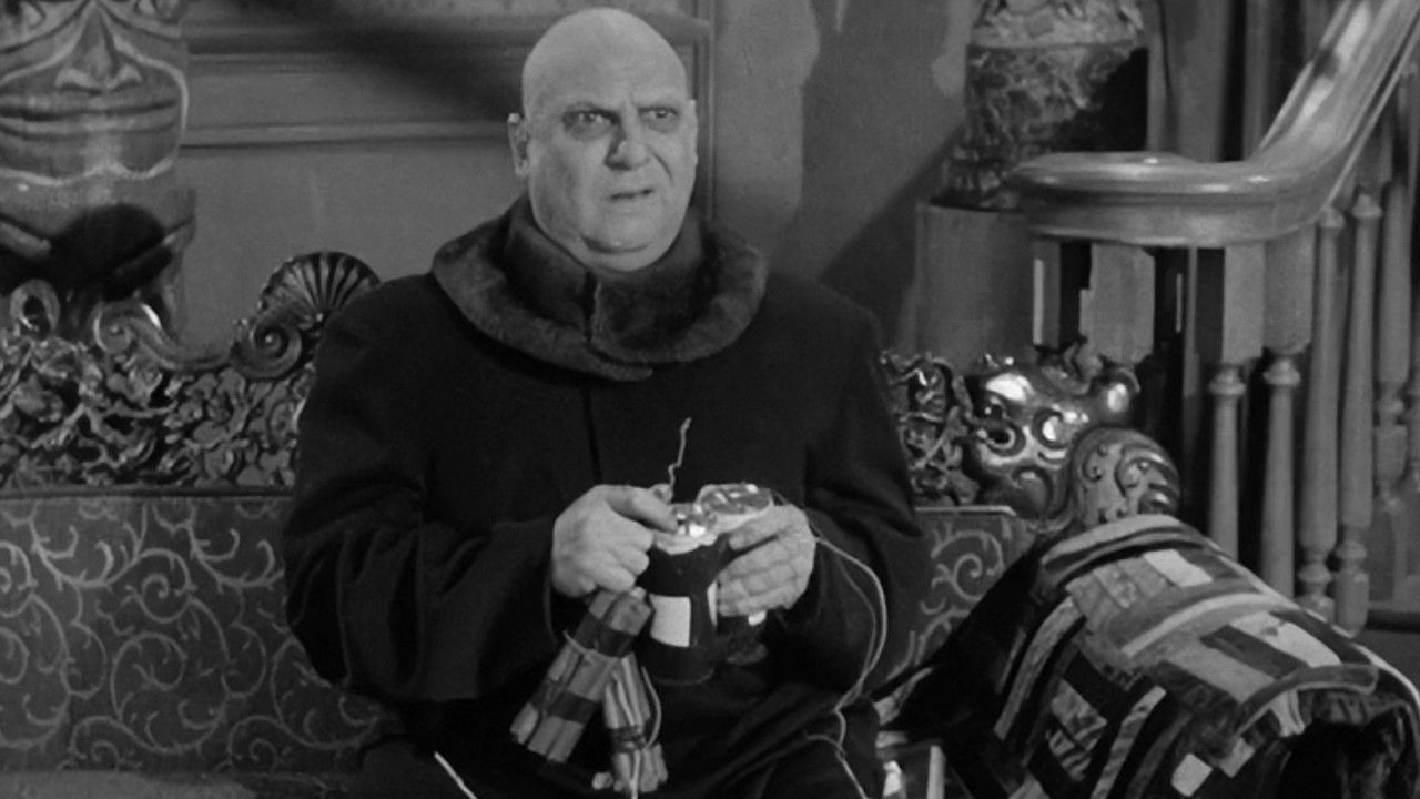 La Famille Addams — Morticia gagne sa vie