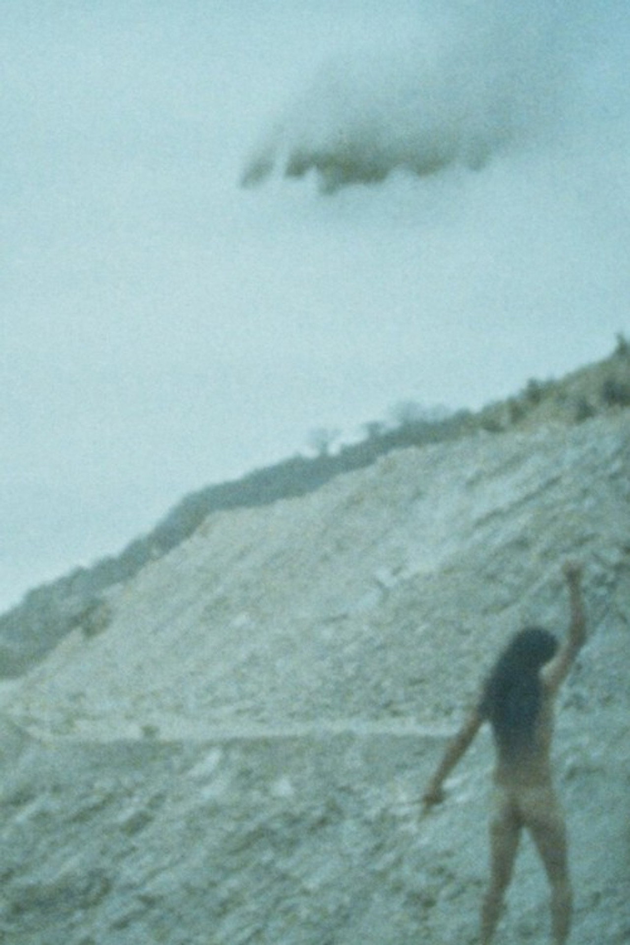 Abajo y a la izquierda filmaffisch