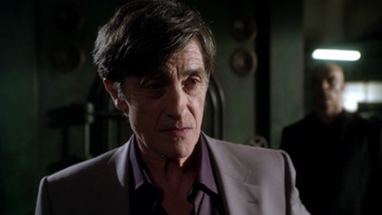 Warehouse 13 - Season 1 Episode 12 : MacPherson