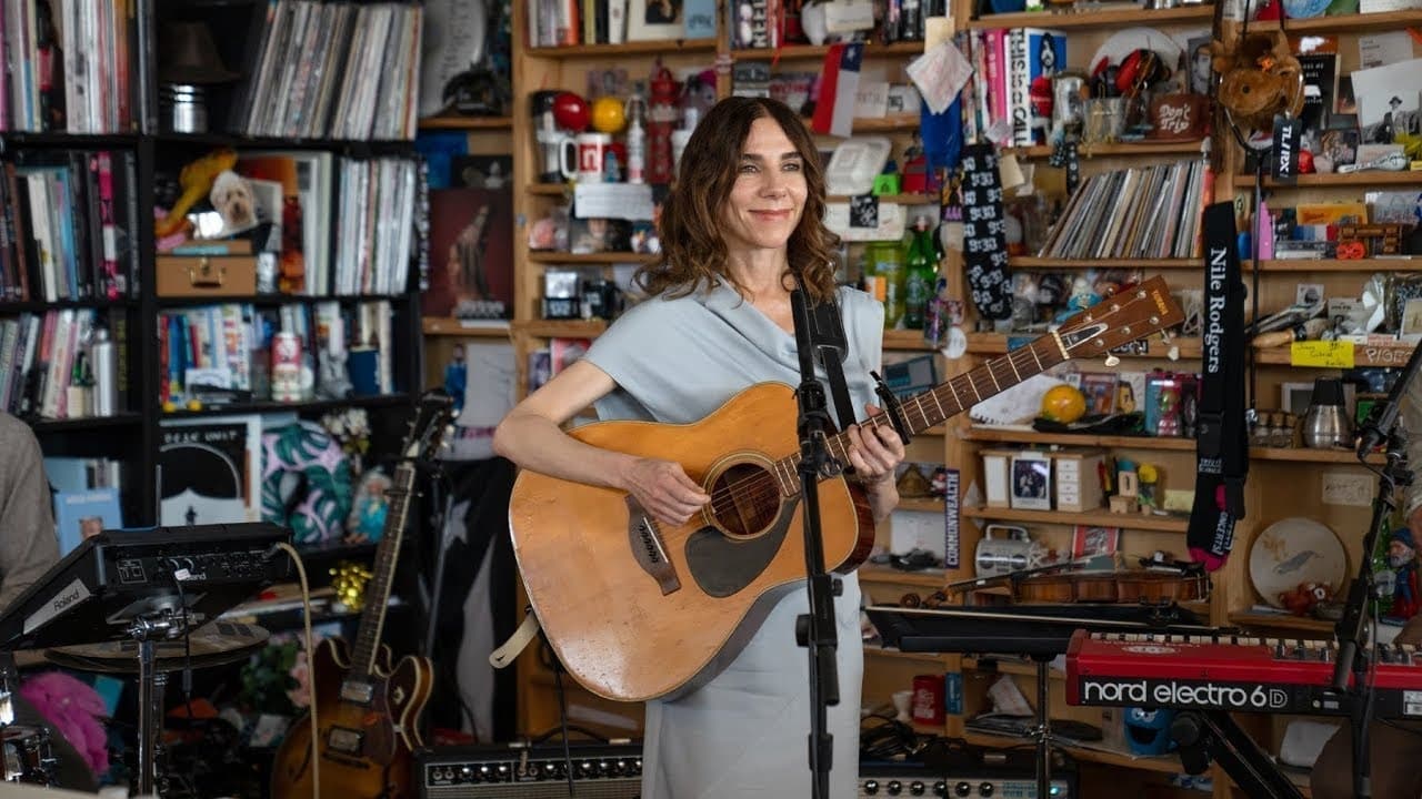 NPR Tiny Desk Concerts - Season 16 Episode 115 : PJ Harvey
