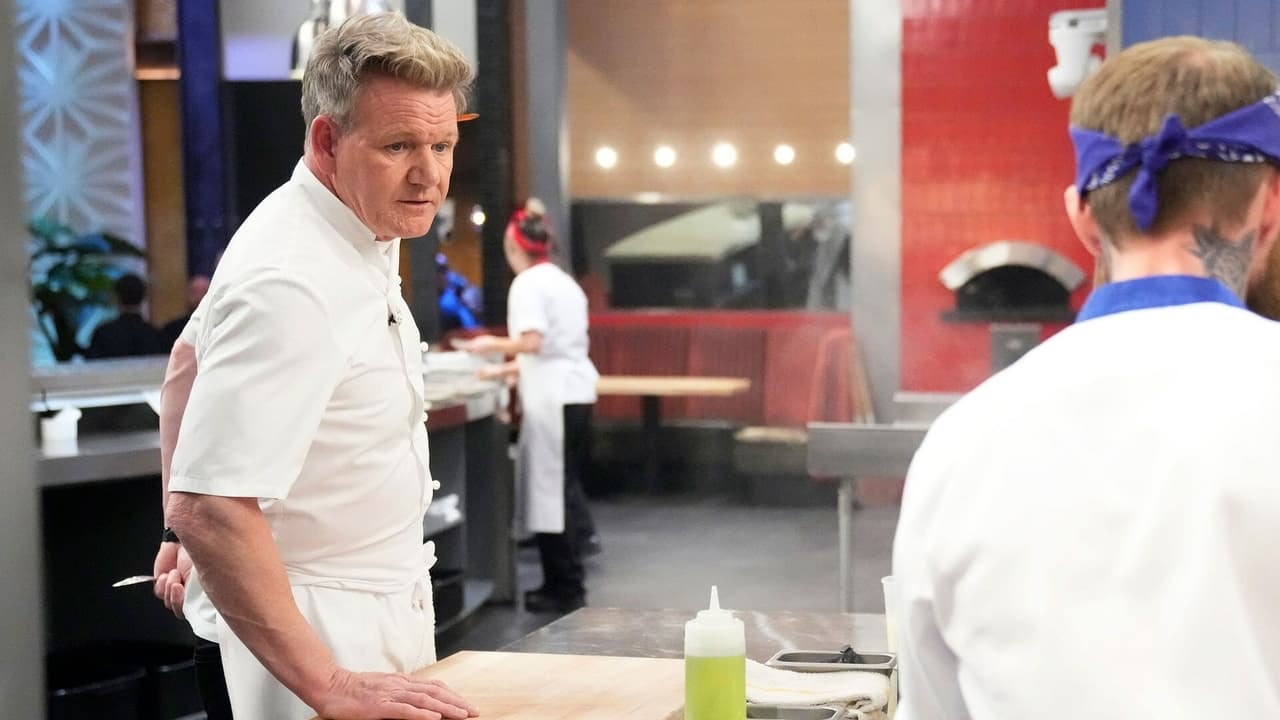 Hell's Kitchen - Season 22 Episode 11 : A Hellish Food Fight