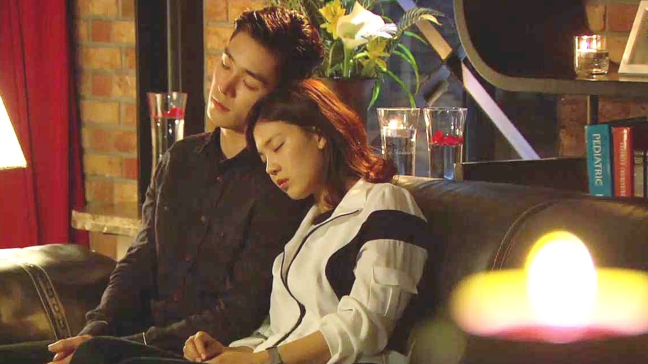 사랑만 할래 backdrop