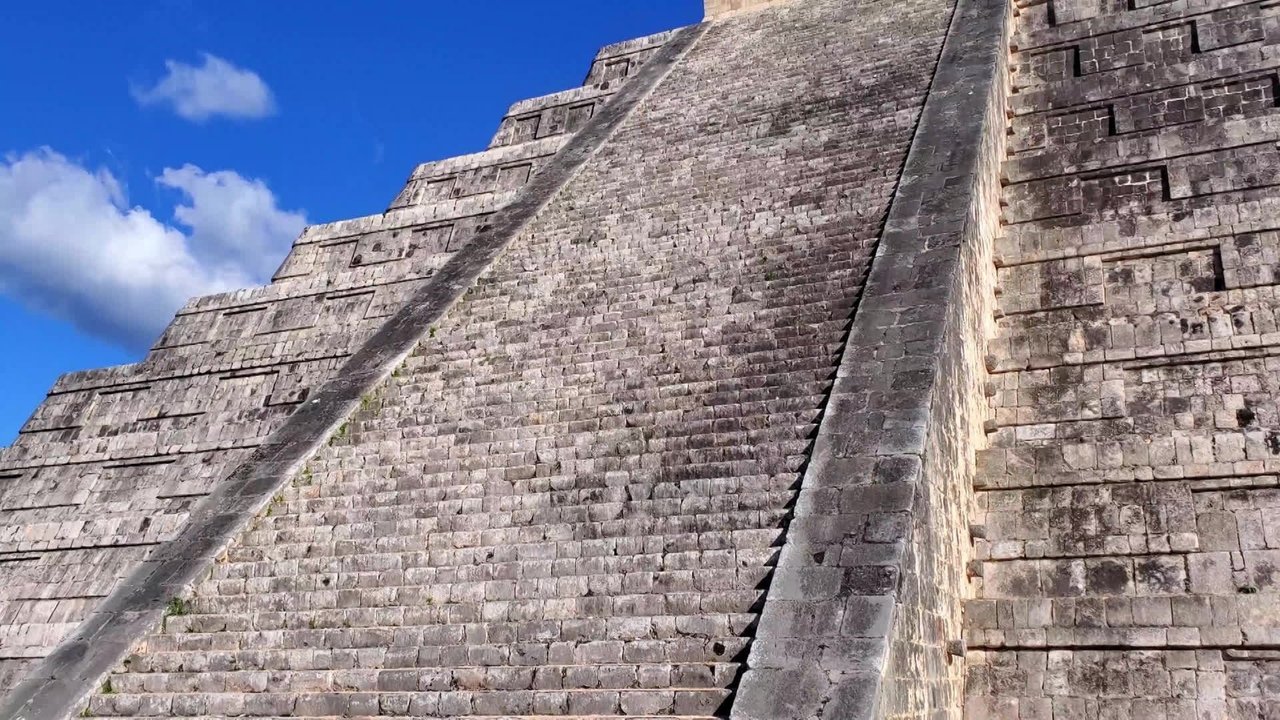 Ancient Aliens - Season 19 Episode 11 : The Top Ten Pyramid Sites