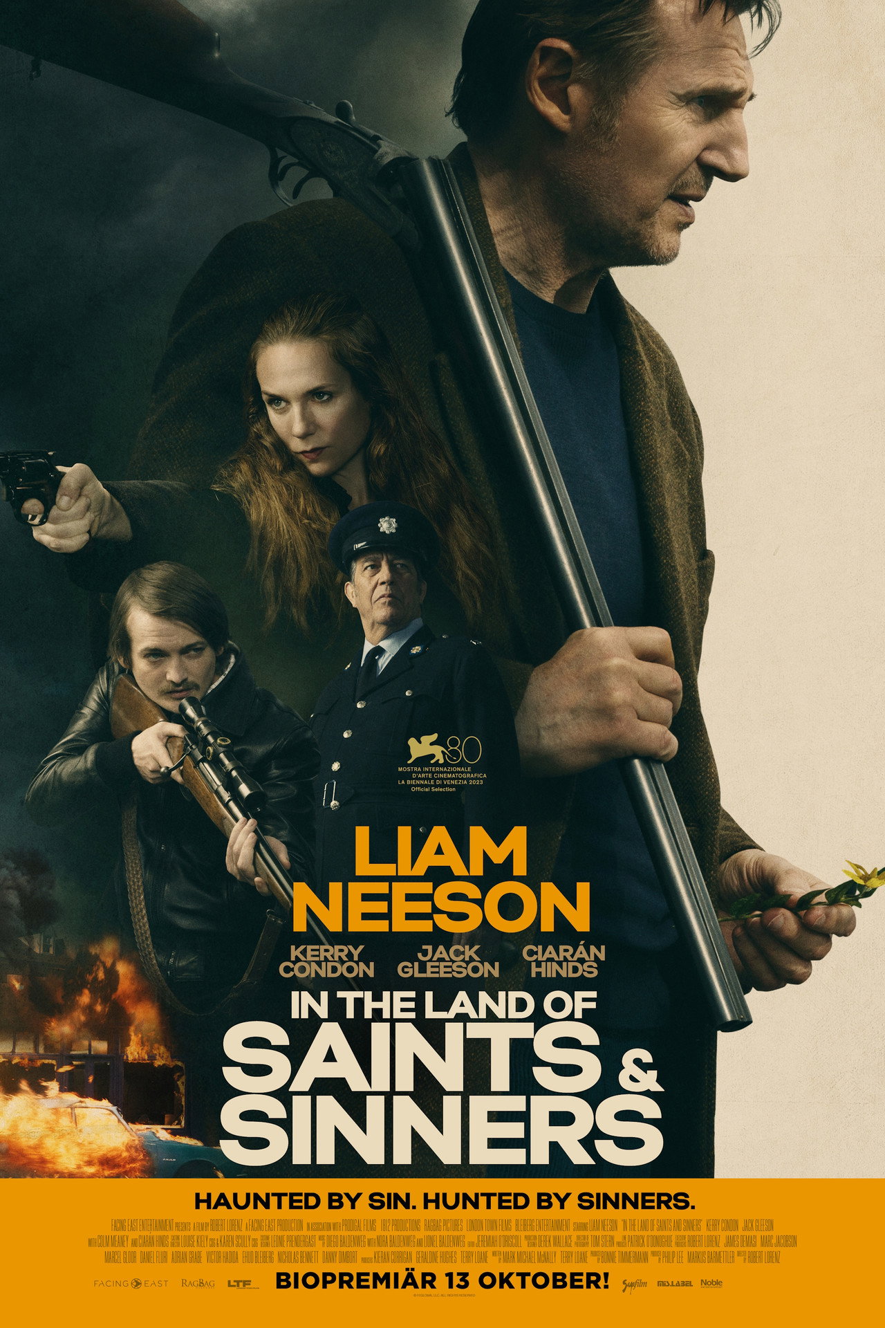 In the Land of Saints and Sinners filmaffisch