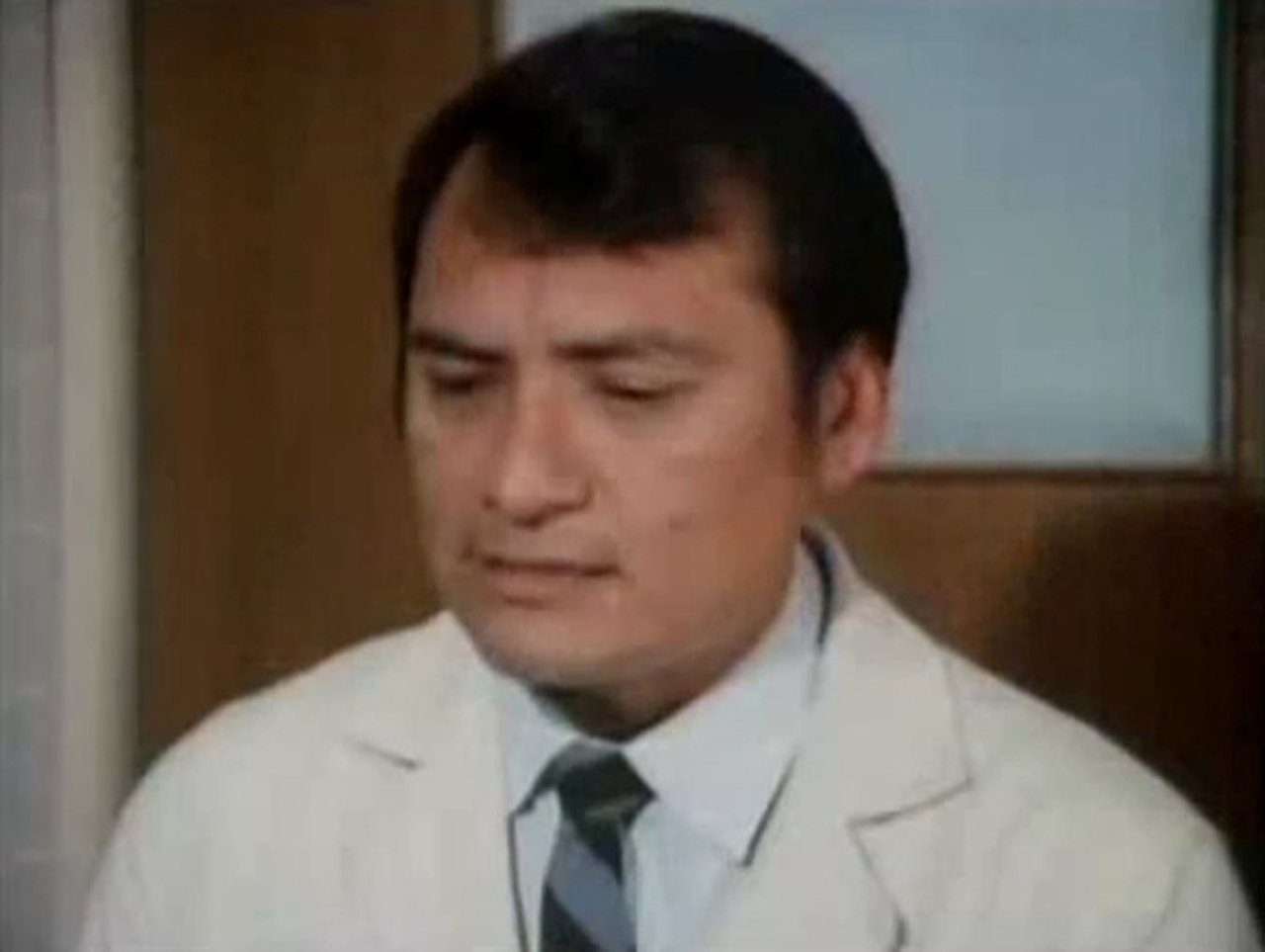 Marcus Welby, M.D. - Season 7 Episode 20 : To Trump An Ace