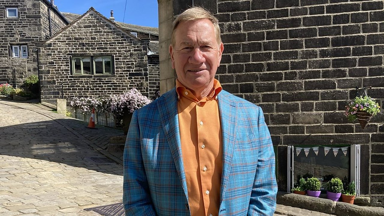 Great British Railway Journeys - Season 14 Episode 5 : Bradford to Hebden Bridge