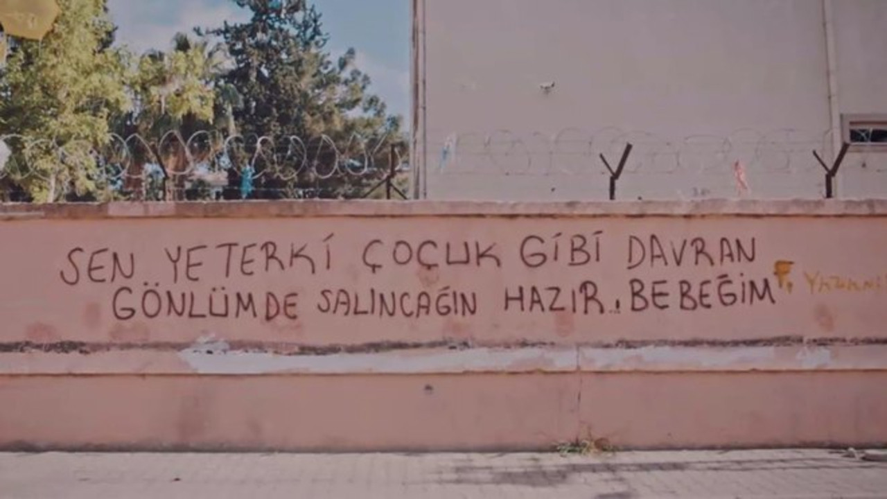 Sıfır Bir backdrop