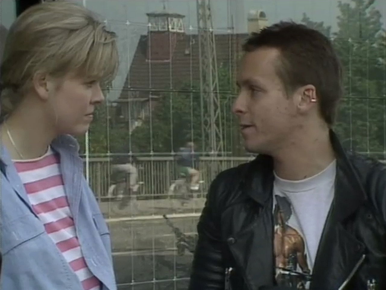 Alle elsker Debbie — Épisode 2