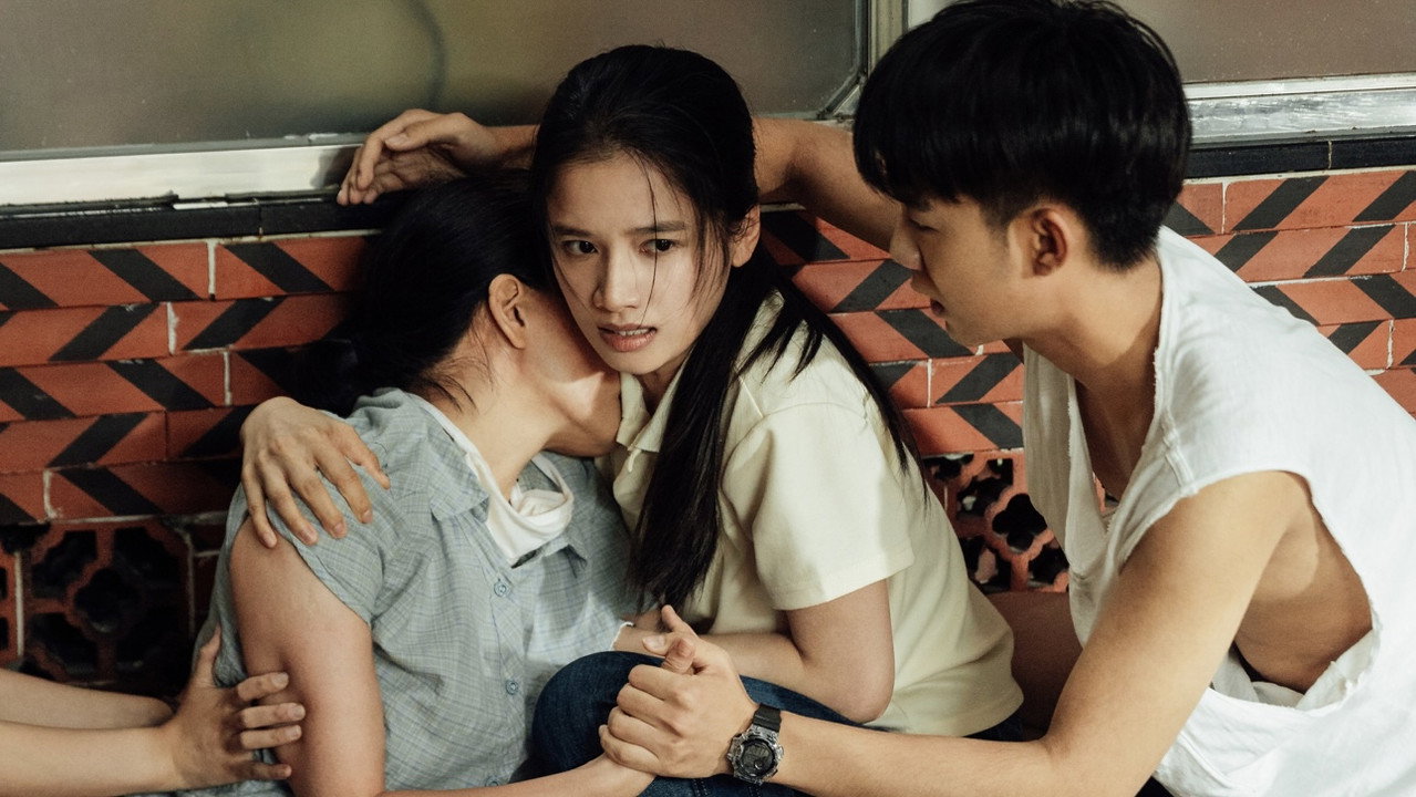 焕羽 (2025) trailer