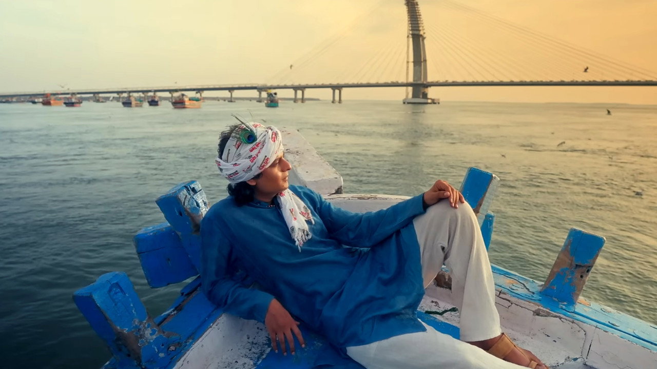 Laalo: Krishna Sada Sahaayate (2025) Hindi Dubbed HD SonyLiv backdrop