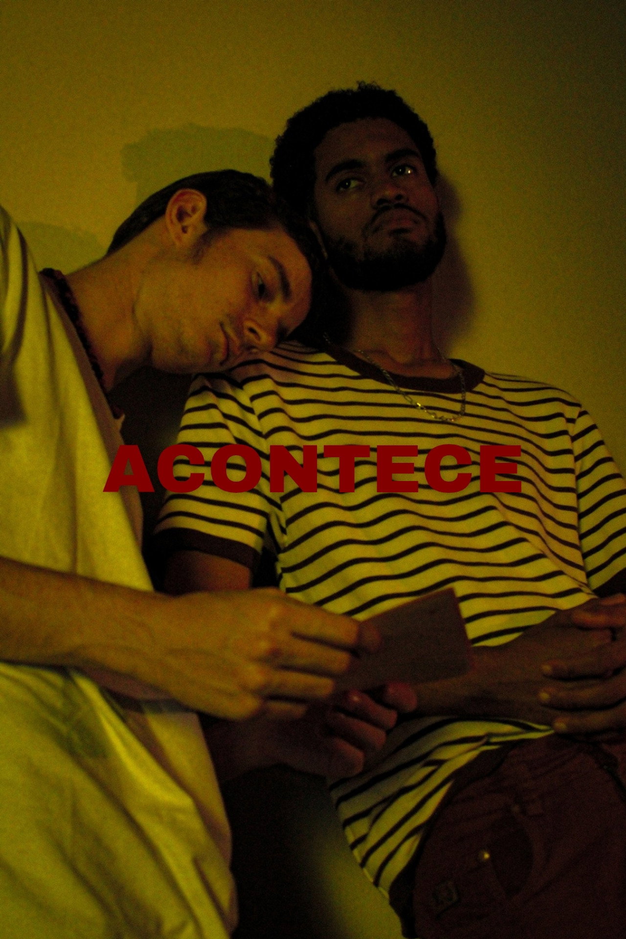 ACONTECE filmaffisch