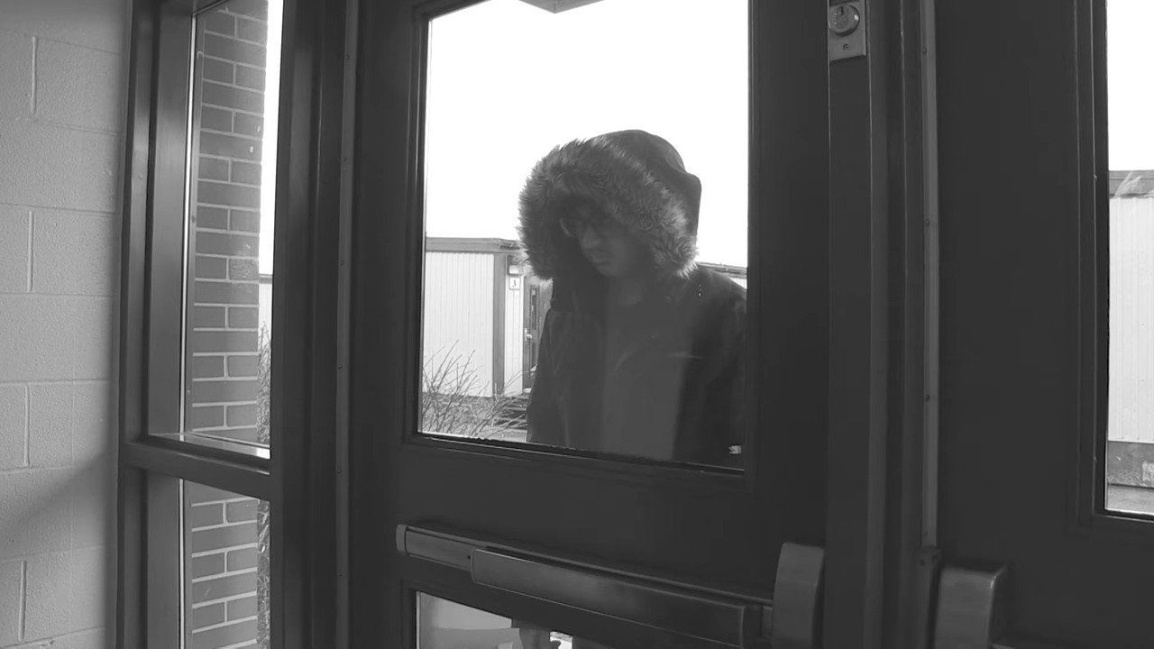 Let me In! still 3