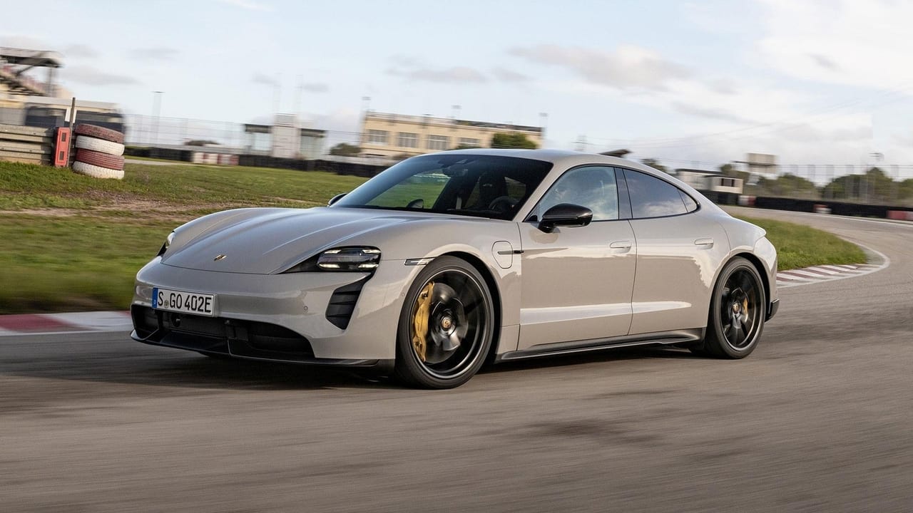MotorWeek - Season 42 Episode 29 : Porsche Taycan GTS