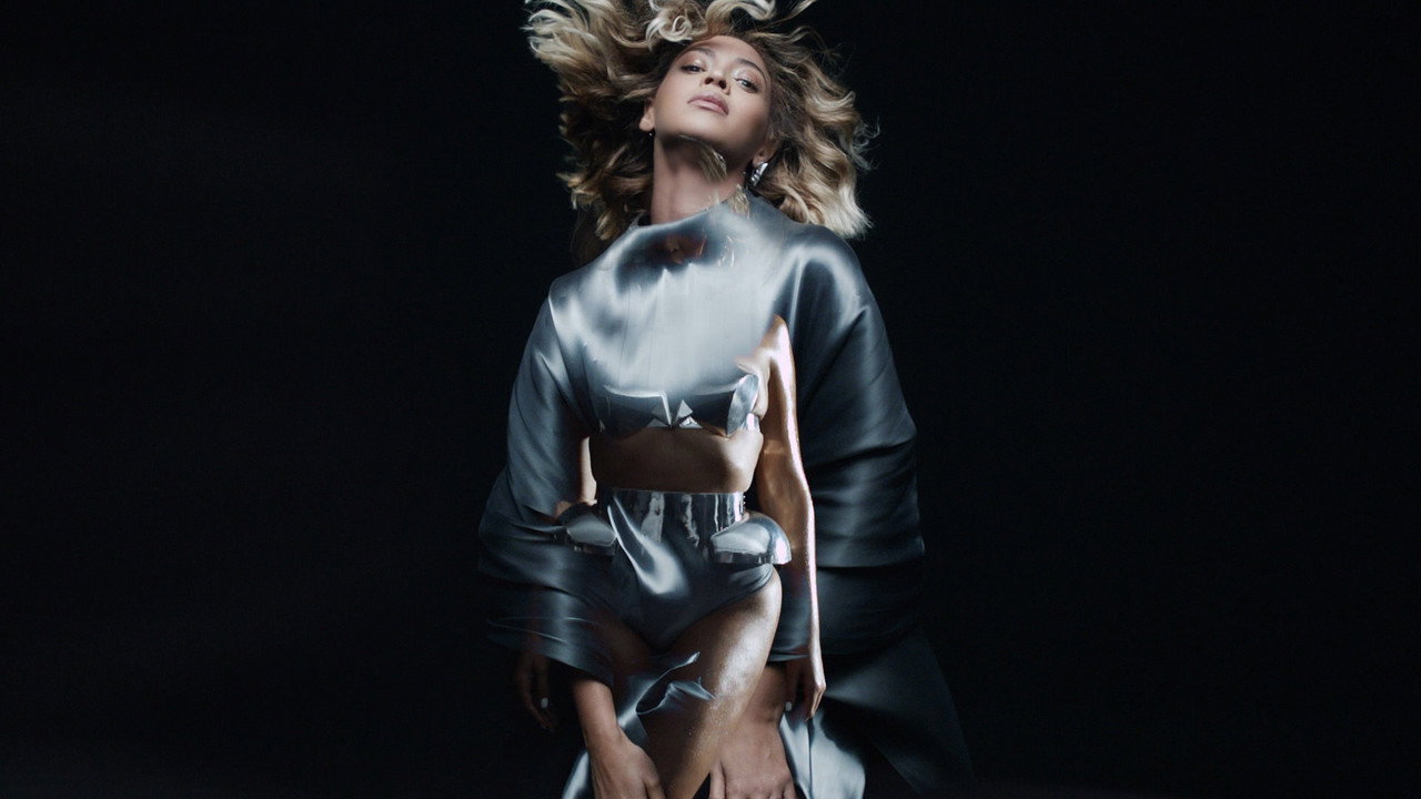 BEYONCÉ backdrop