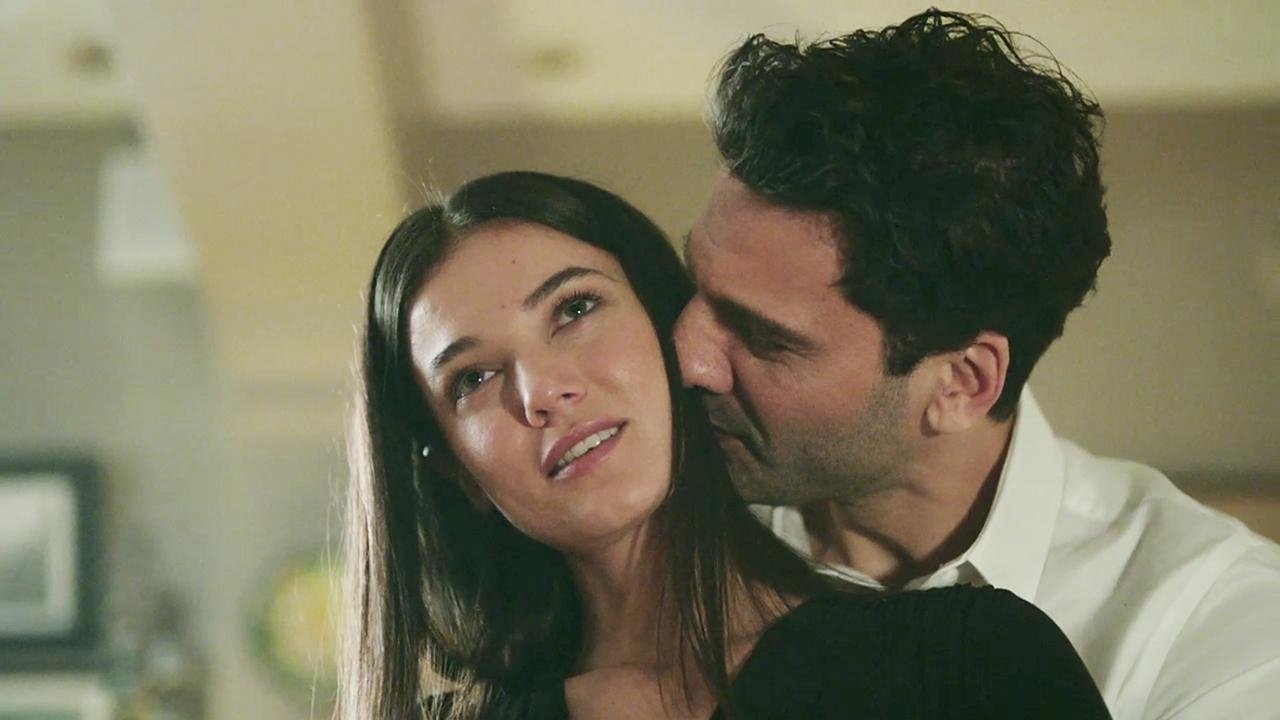 Family Secrets - Season 2 Episode 22 : Episode 56