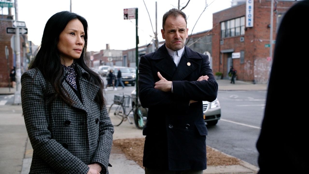 Elementary - Season 6 Episode 19 : The Geek Interpreter