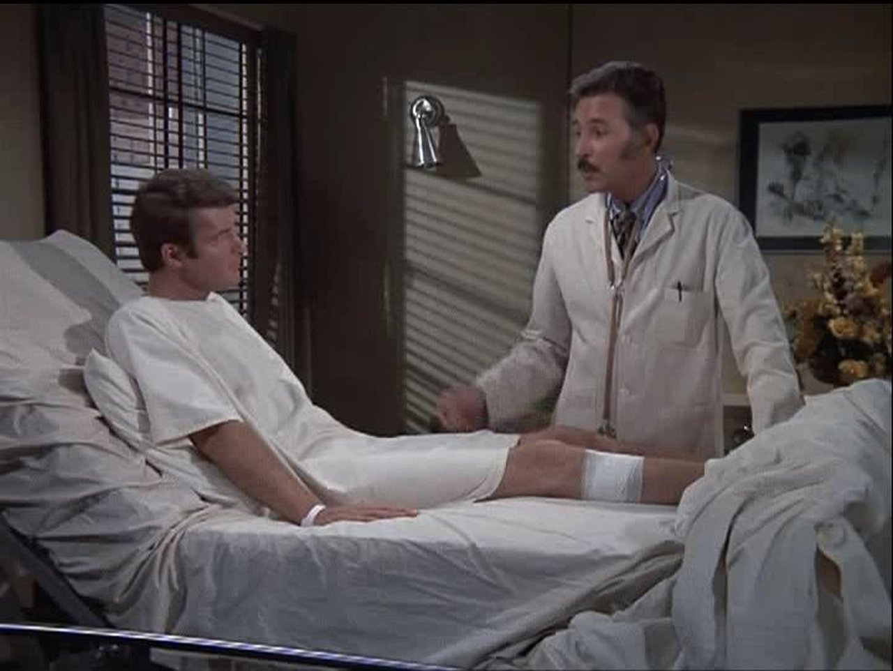 Ironside - Season 5 Episode 11 : Good Samaritan