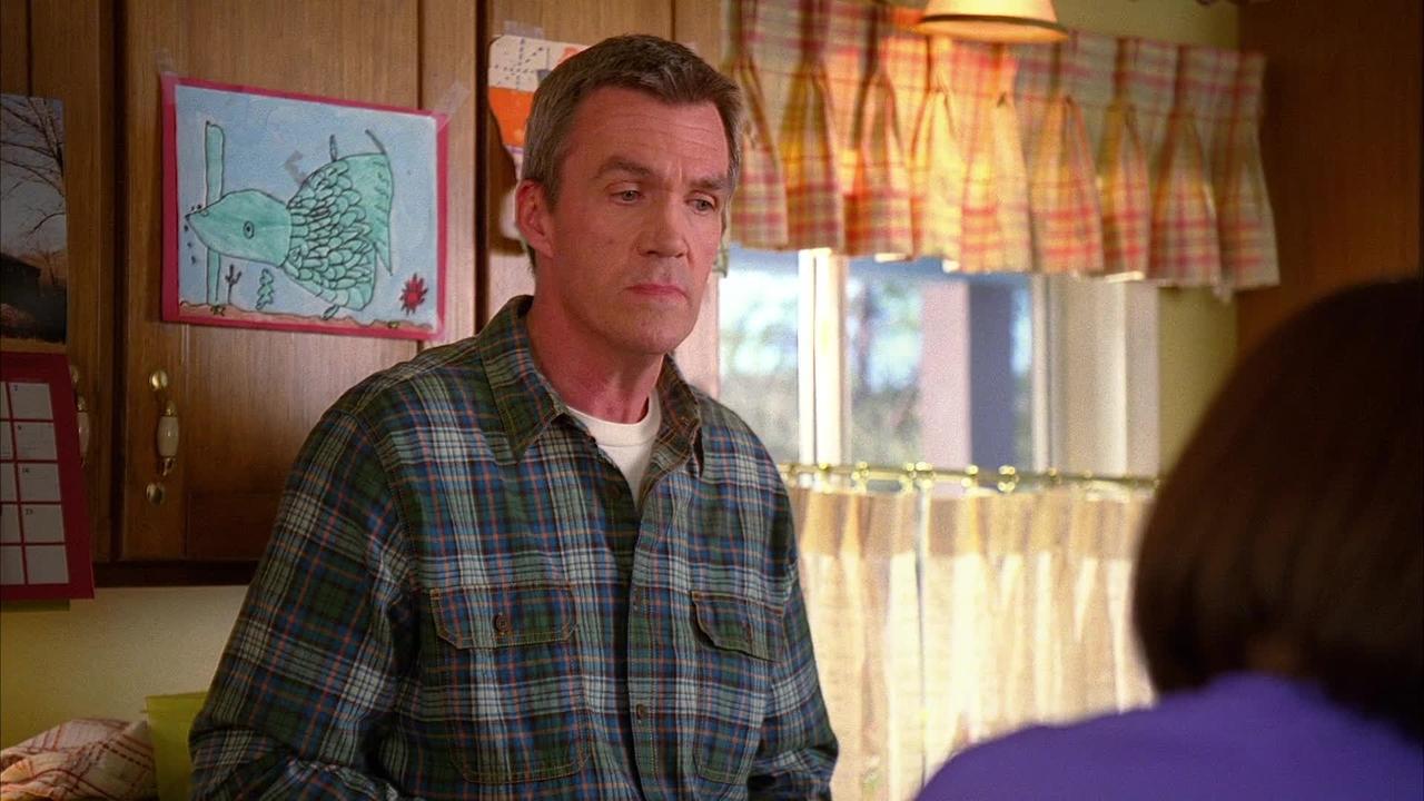 The Middle - Season 4 Episode 14 : The Smile