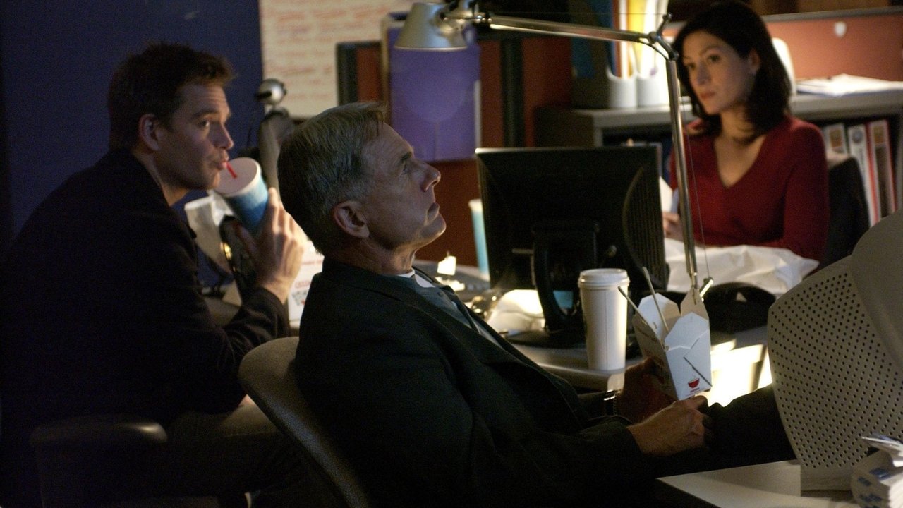 NCIS - Season 2 Episode 9 : Forced Entry