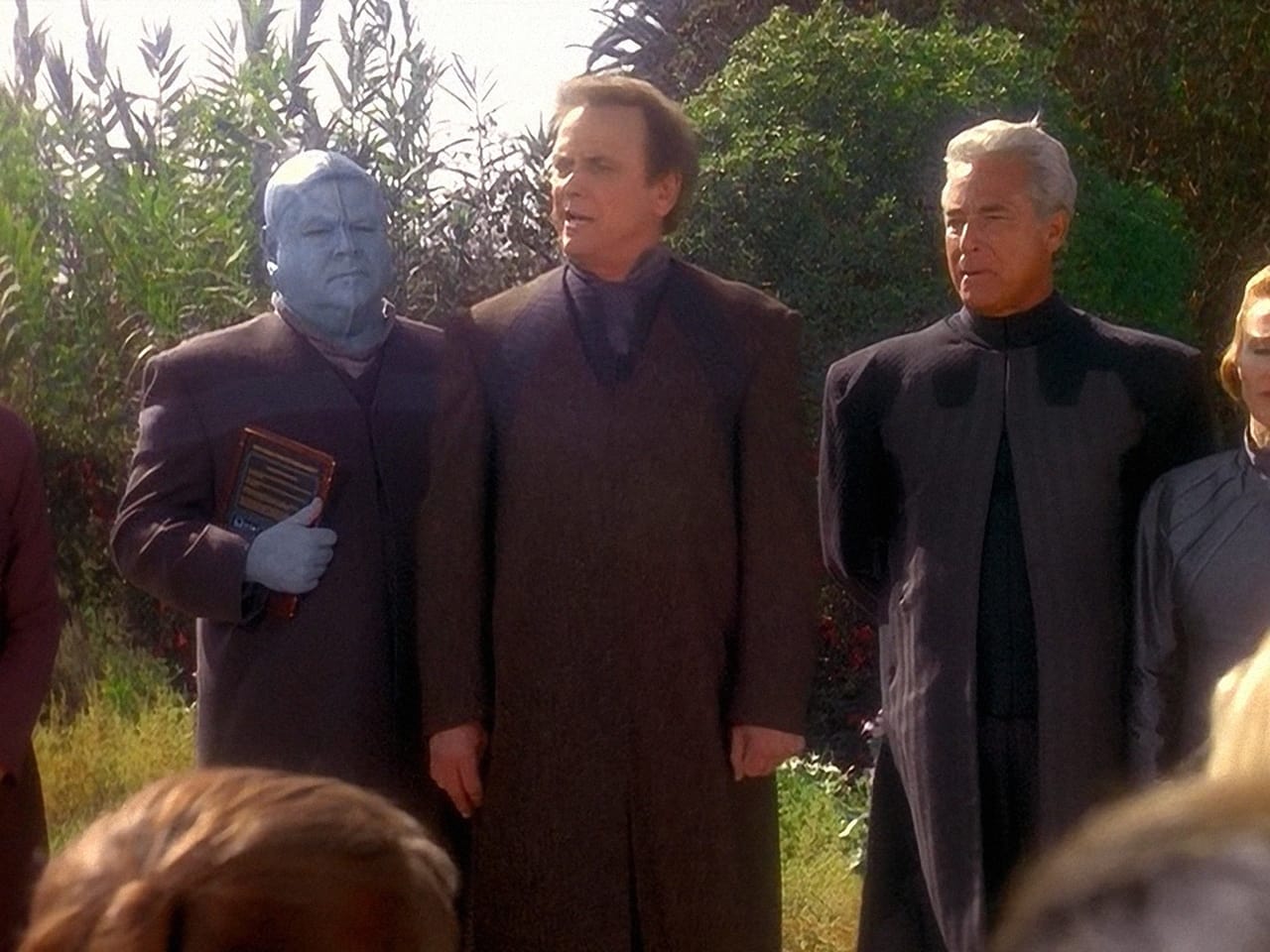 Star Trek: Deep Space Nine - Season 5 Episode 7 : Let He Who Is Without Sin...