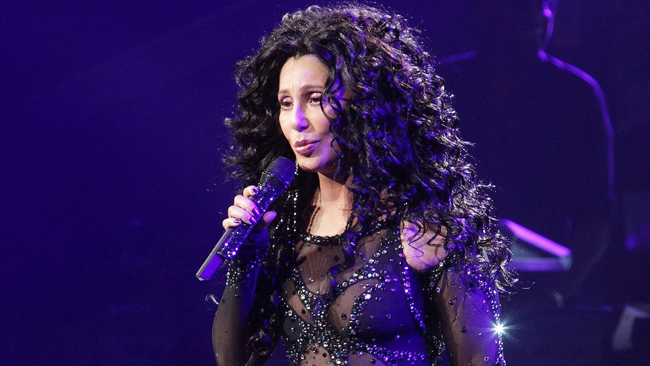 Cher: The Farewell Tour Backdrop Image