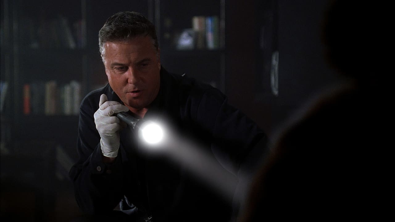 CSI: Crime Scene Investigation - Season 3 Episode 18 : Precious Metal