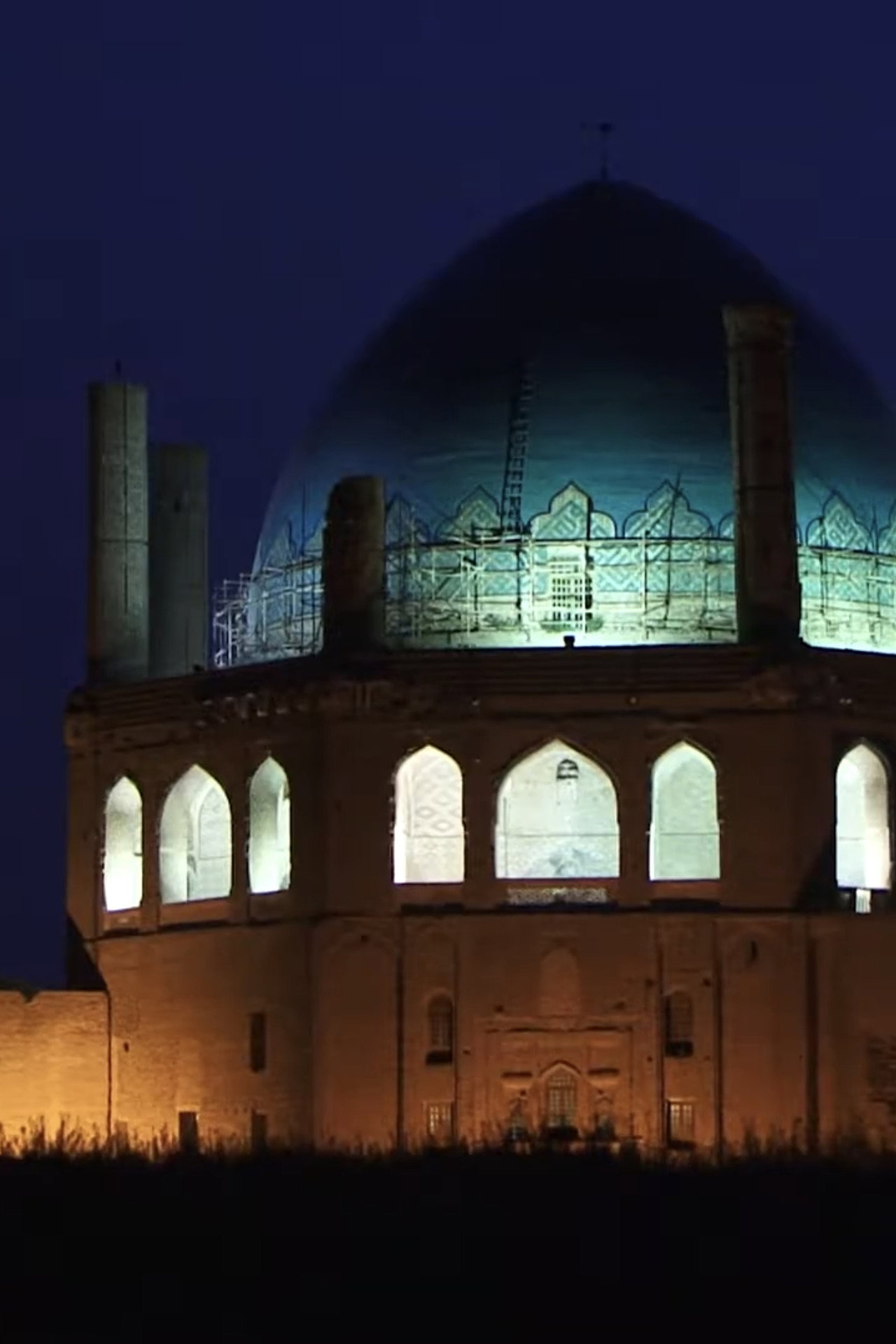 Azerbaijan: The History of Iranian Turks Backdrop