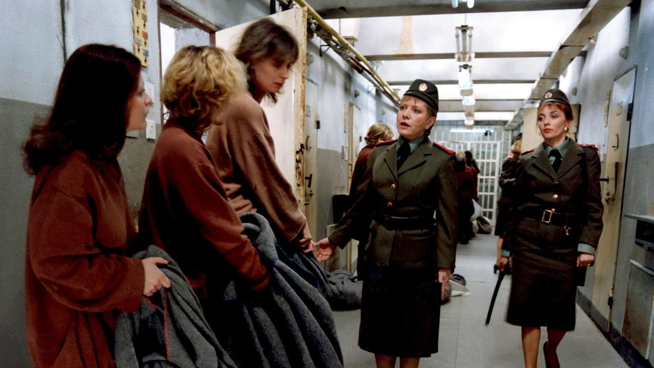 Přítelkyně z domu smutku — Épisode 4